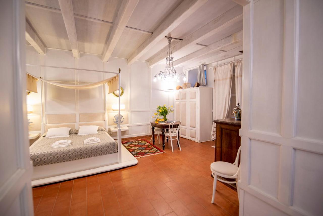Apartament Maniace