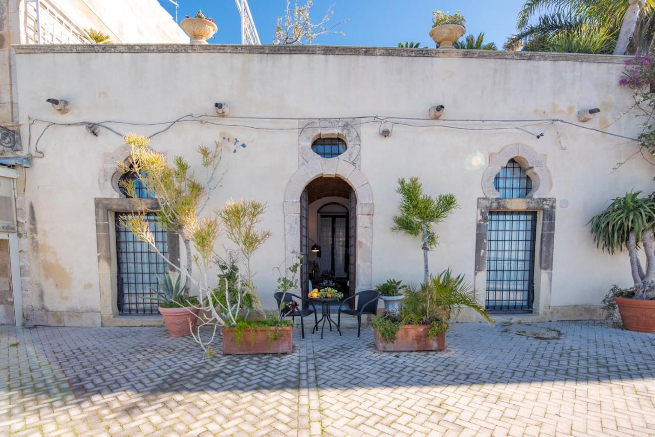 Maniace Apartament